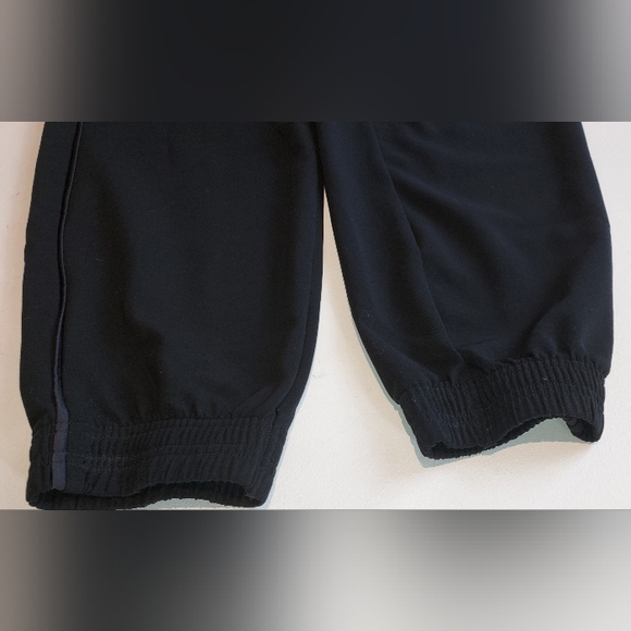 Athleta Black Metropolis Jogger Size 4 NWOT - Picture 6 of 10